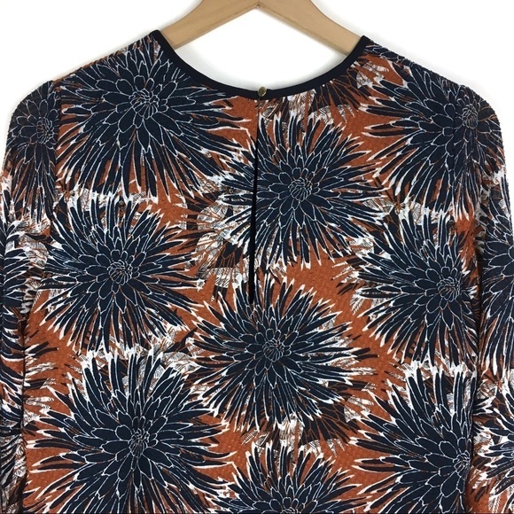 H&M Blouse Top Floral Sheer Flowy Long Sleeve Textured Lightweight Size 8 NWT - Picture 6 of 11